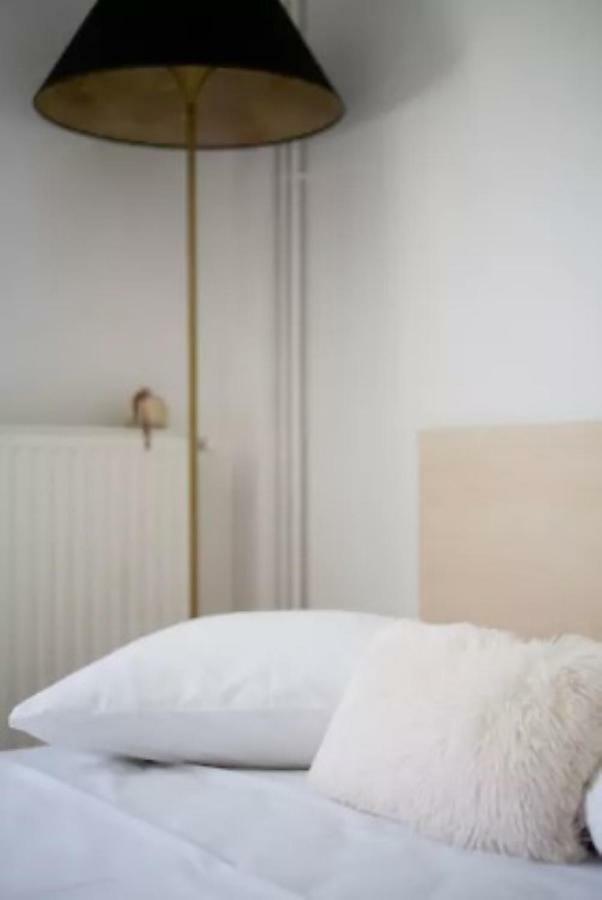 At Trendy Glyfada'S Center Apartment เอเธนส์ ภายนอก รูปภาพ